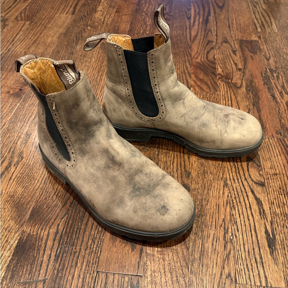 Blundstone Men's Distressed Tan Leather Boots